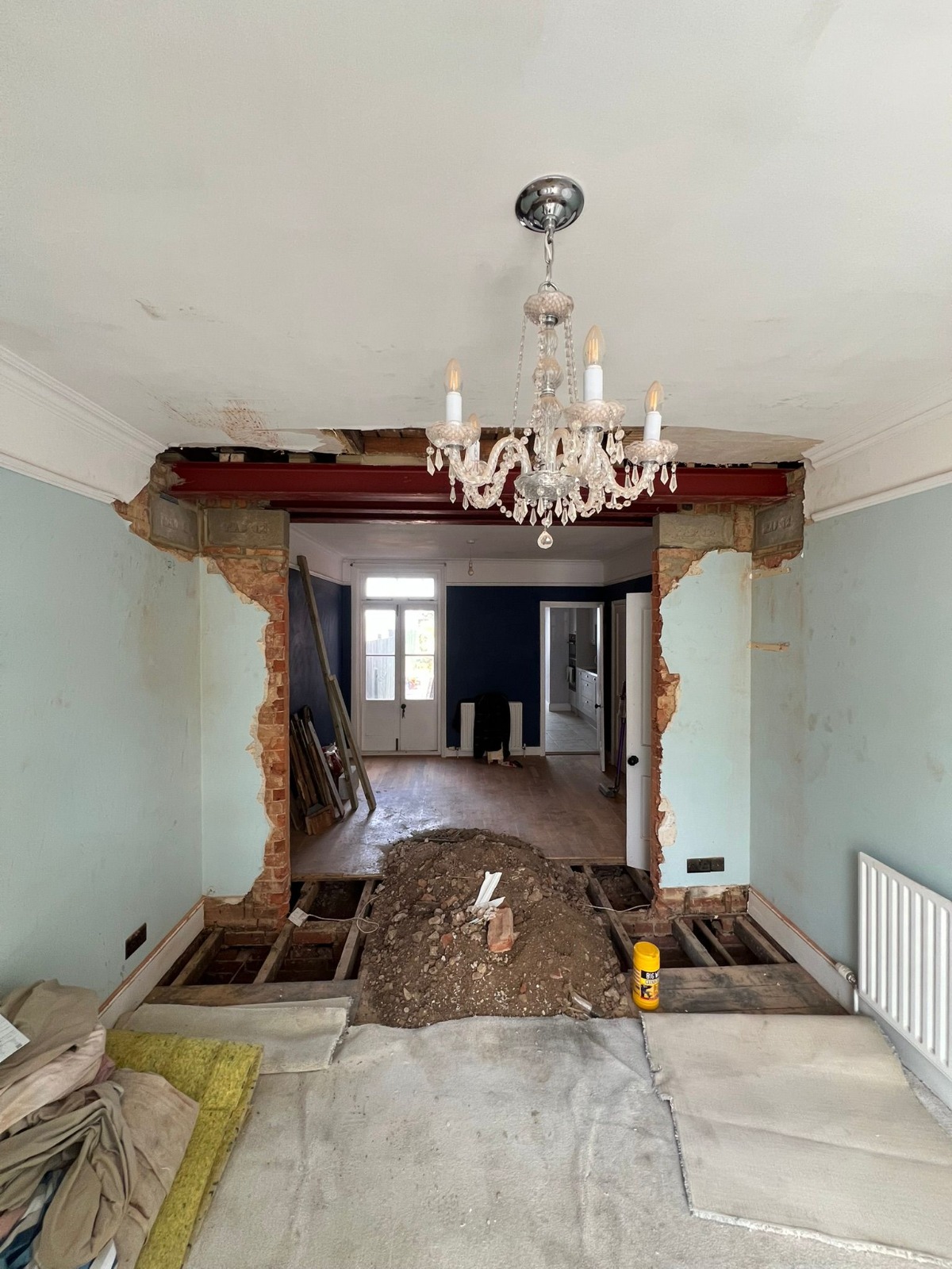 Knock-through with a new steel beam fitted in a Hampshire home